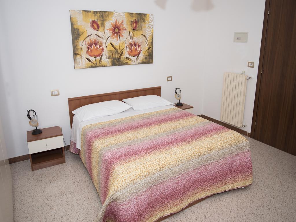 La Casa Di Tina Apartment Colonnella Room photo